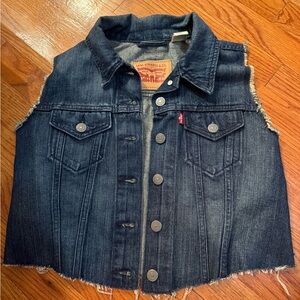 Levi's Jean Denim Vest with Frayed Hem